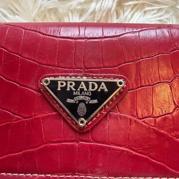 Prada VINTAGE Red Embossed Leather Wallet - Picture 2 of 7